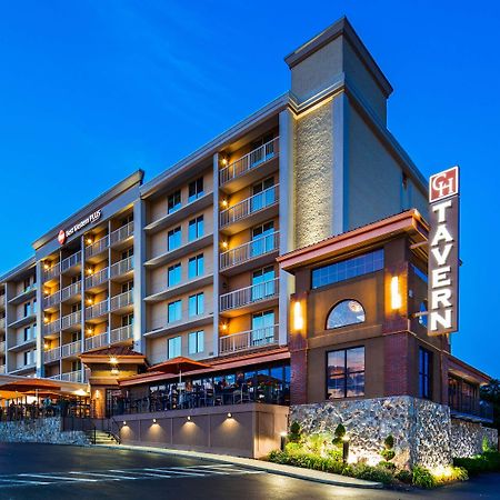 Best Western Plus Waltham Boston Экстерьер фото