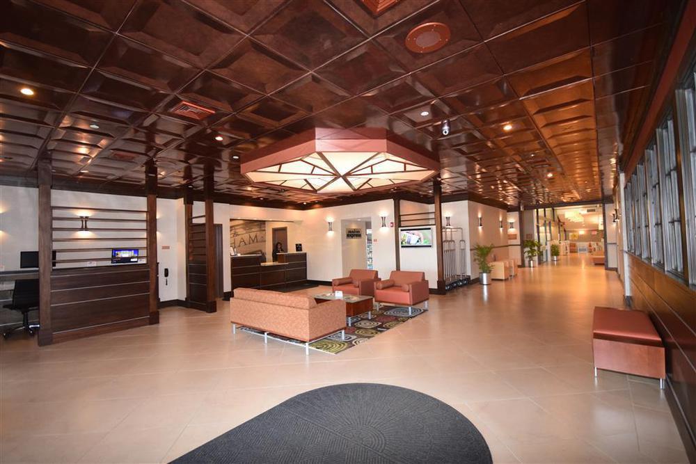 Best Western Plus Waltham Boston Интерьер фото
