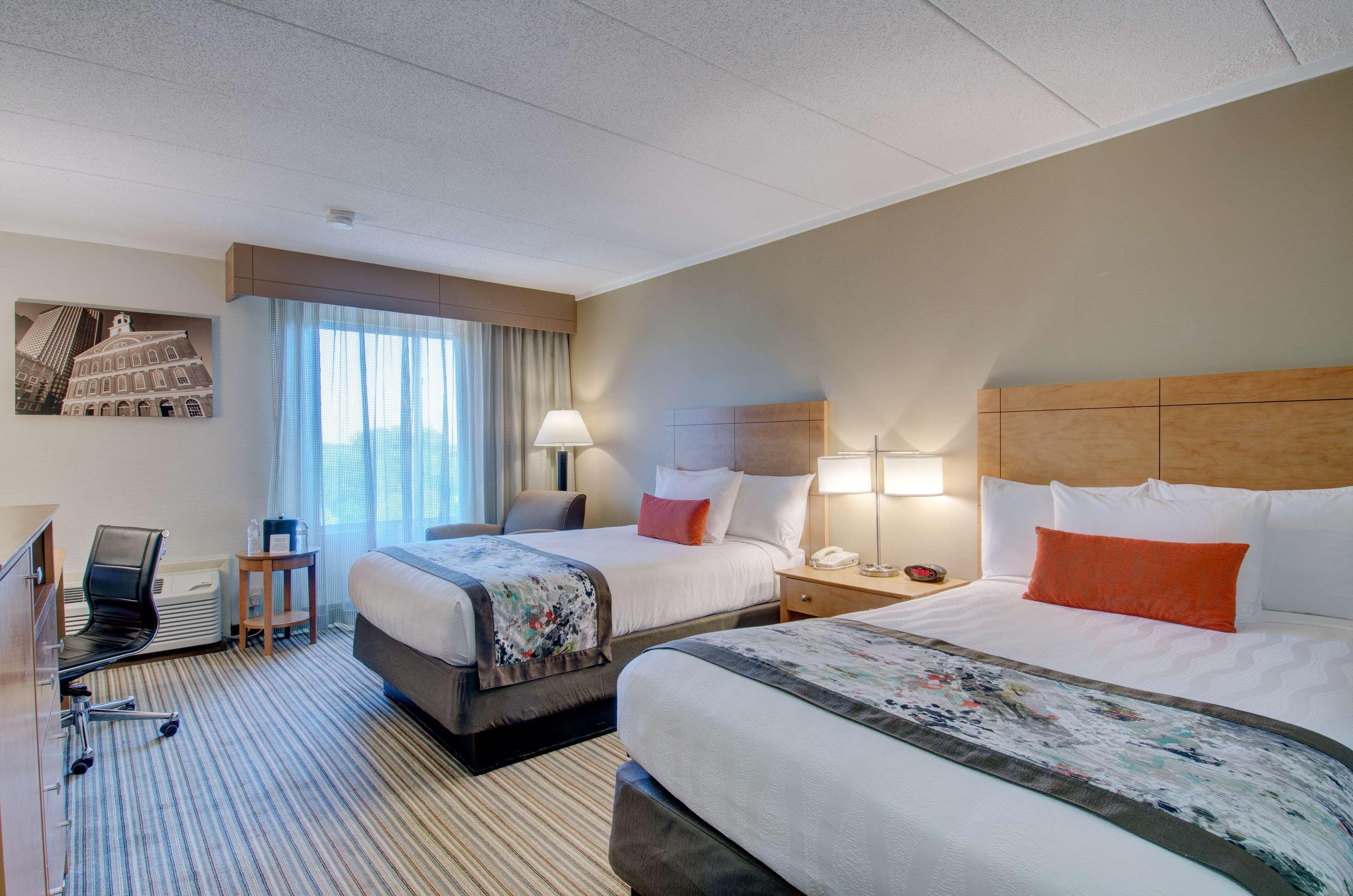 Best Western Plus Waltham Boston Экстерьер фото
