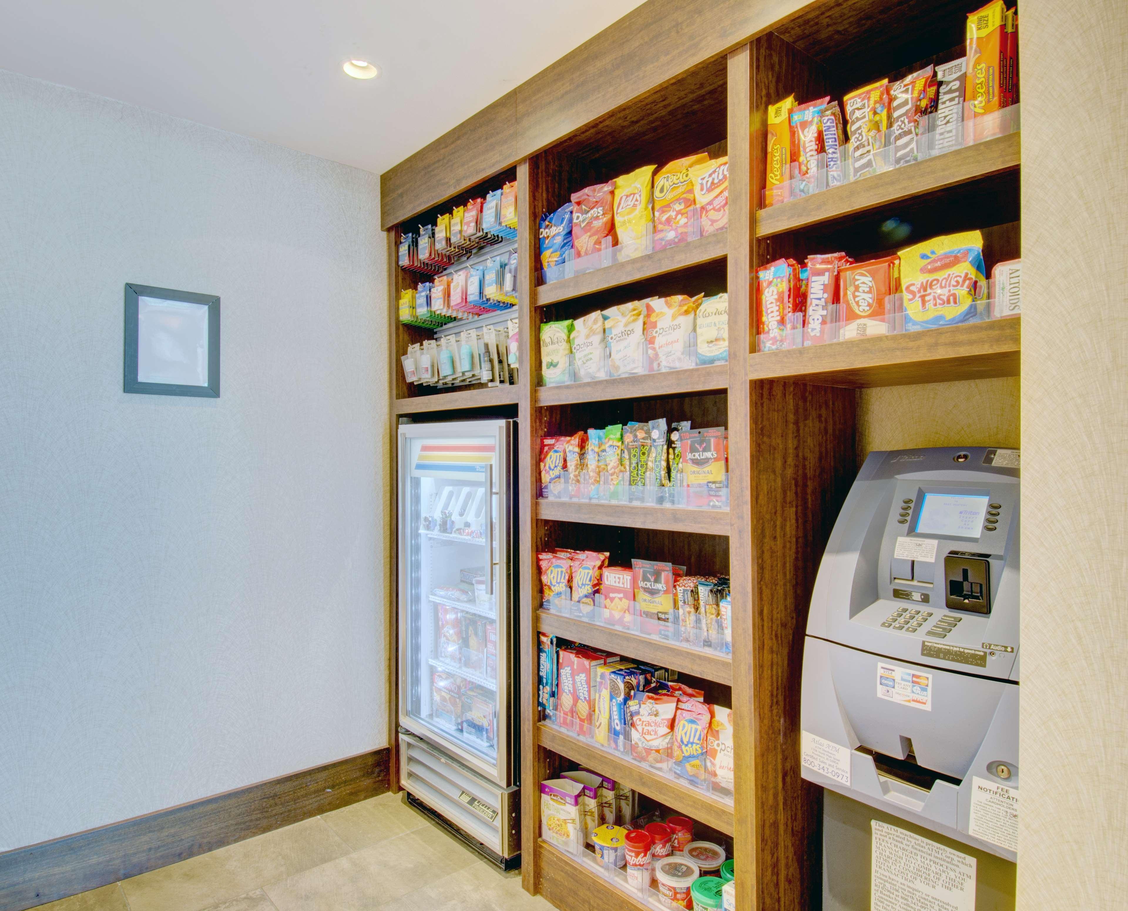 Best Western Plus Waltham Boston Экстерьер фото