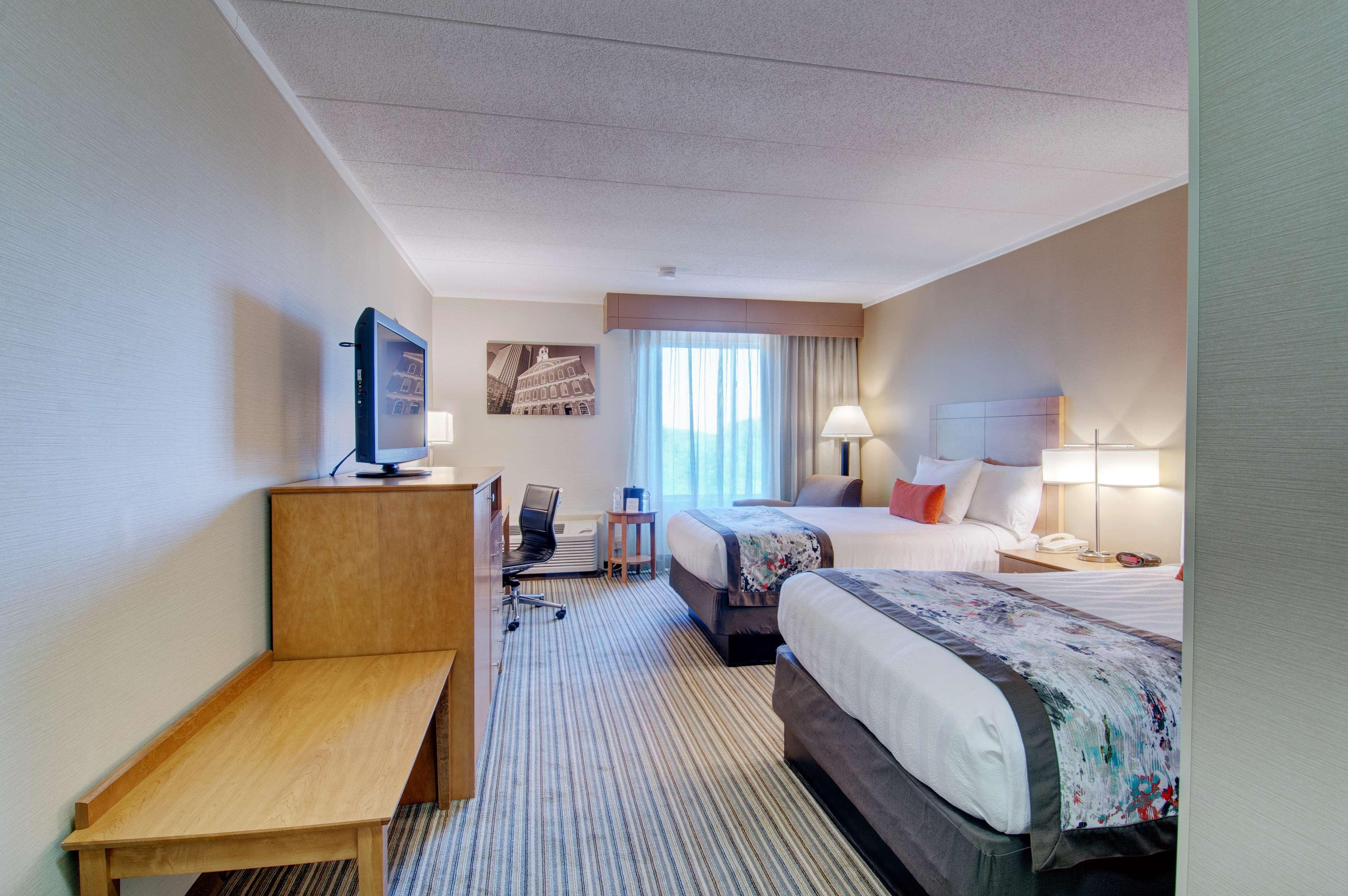 Best Western Plus Waltham Boston Экстерьер фото